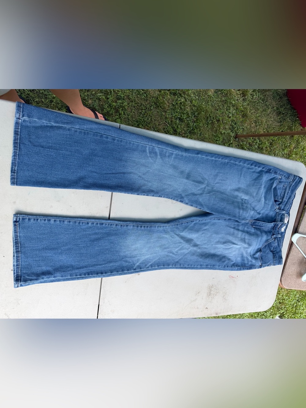 Levis mid rise bootcut